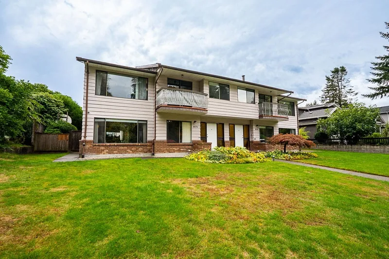 8074 19TH AVENUE - photo 2 of 25