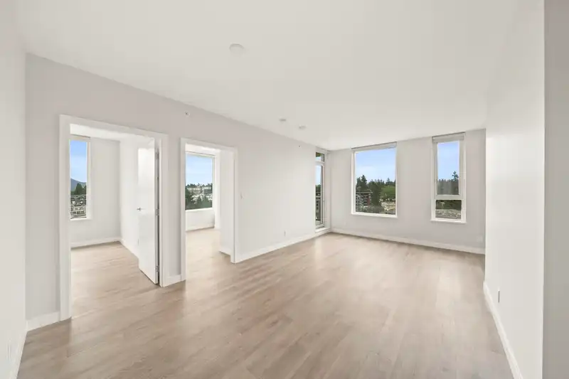 1204 567 EMERSON STREET - photo 3 of 32
