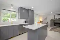 5072 2A AVENUE - thumbnail 9
