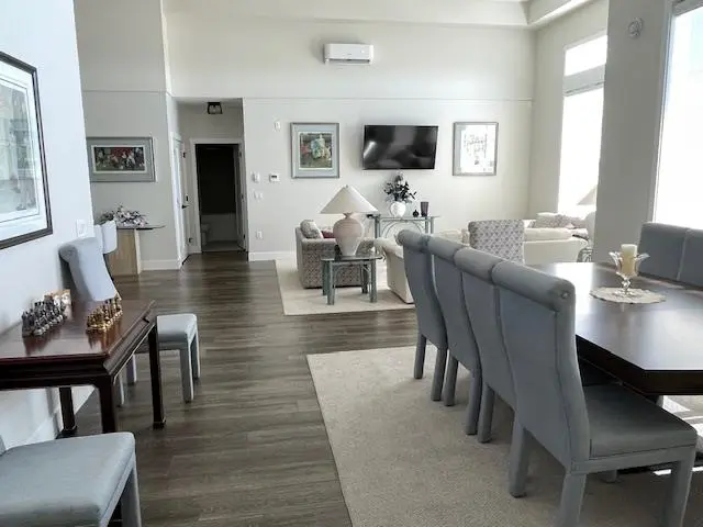 610 22638 119TH AVENUE - photo 3 of 8