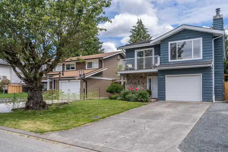 2894 WILLBAND STREET - photo 1 of 35