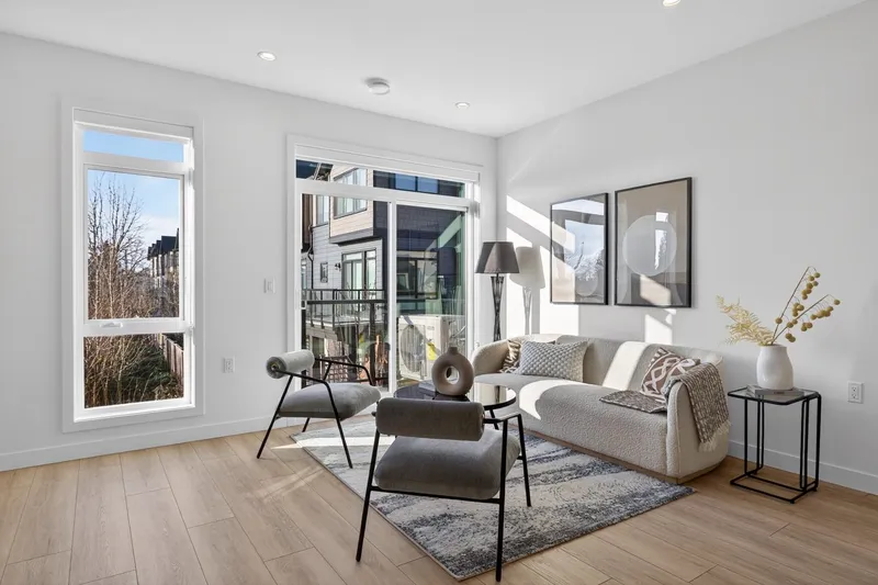 31 4337 BOUNDARY ROAD - photo 4 of 10