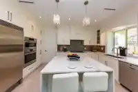 10820 DENNIS CRESCENT - thumbnail 8