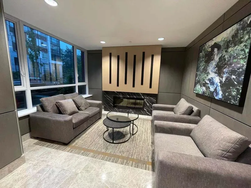 202 2651 LIBRARY LANE - photo 3 of 15