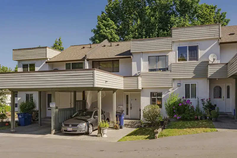 12 2830 W BOURQUIN CRESCENT - photo 1 of 32