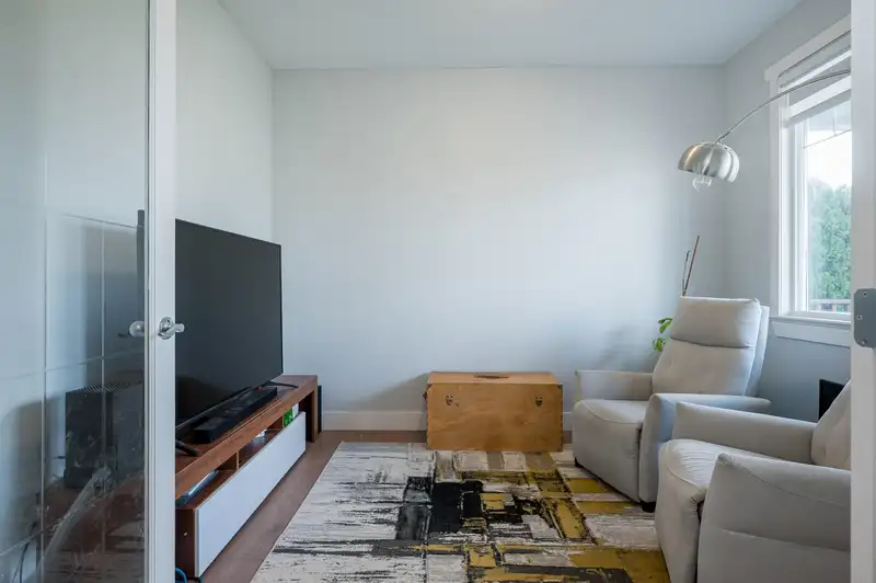 2872 CAMBIE STREET - photo 3 of 37