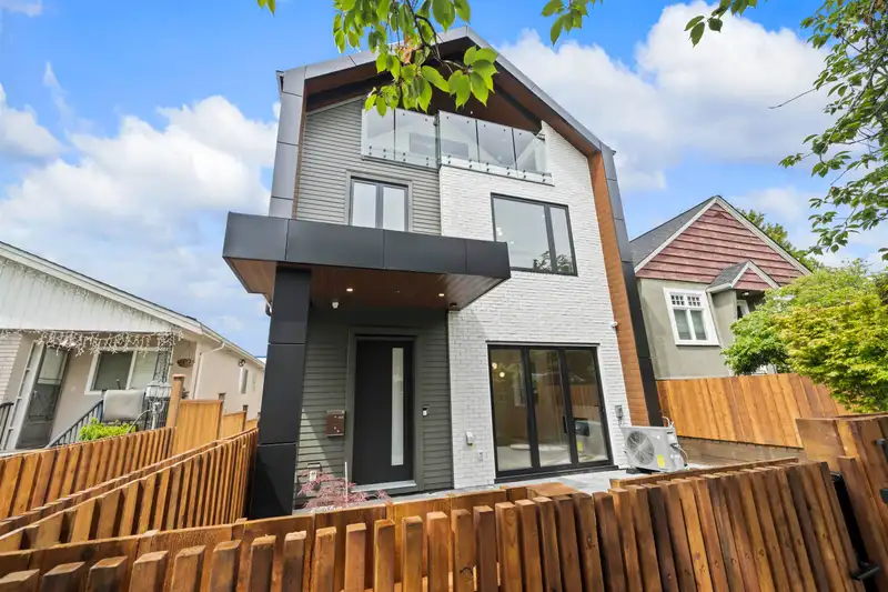 1 6461 E PRINCE EDWARD STREET - photo 1 of 28