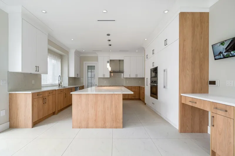 3411 JESMOND AVENUE - photo 4 of 21