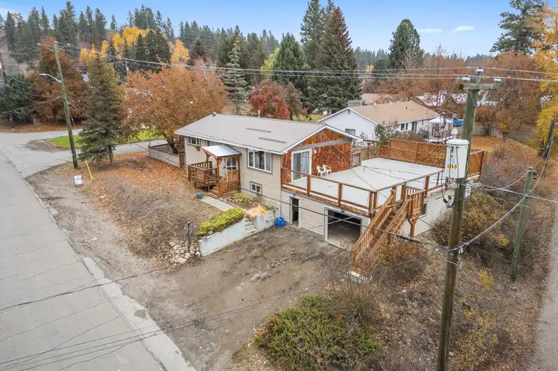 335 NECHIEFMAN STREET - photo 3 of 39