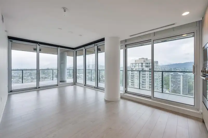 2604 4880 LOUGHEED HIGHWAY - photo 4 of 40