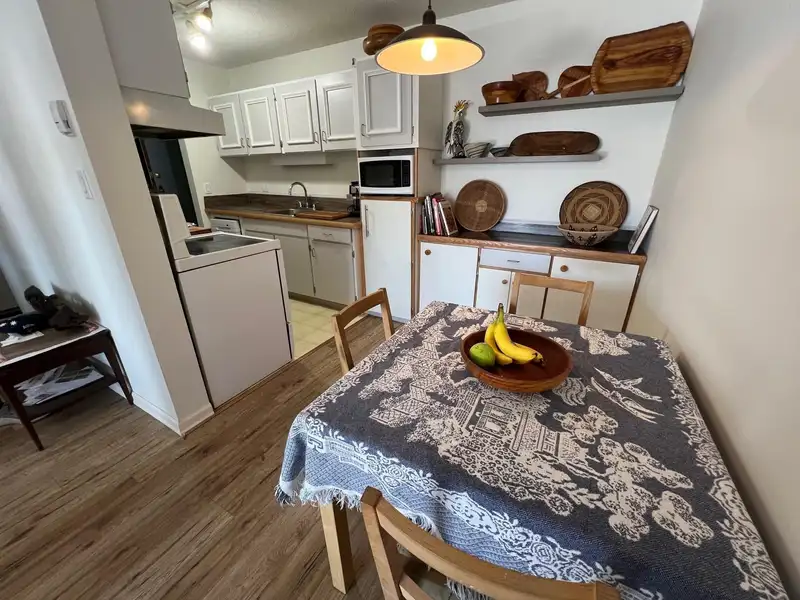 106 155 E 5TH STREET - photo 2 of 17