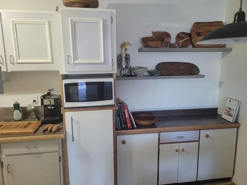 106 155 E 5TH STREET - photo 3 of 17