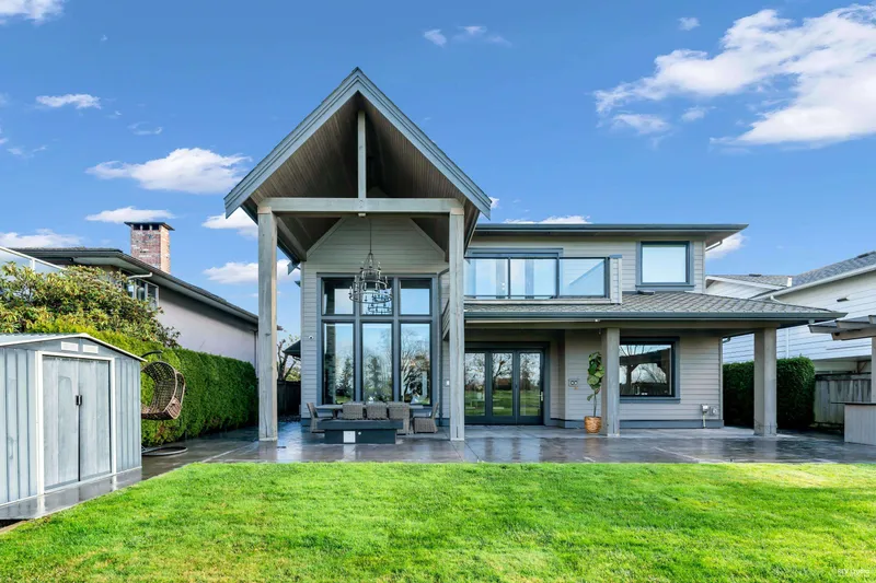 7591 GABRIOLA CRESCENT - photo 4 of 25