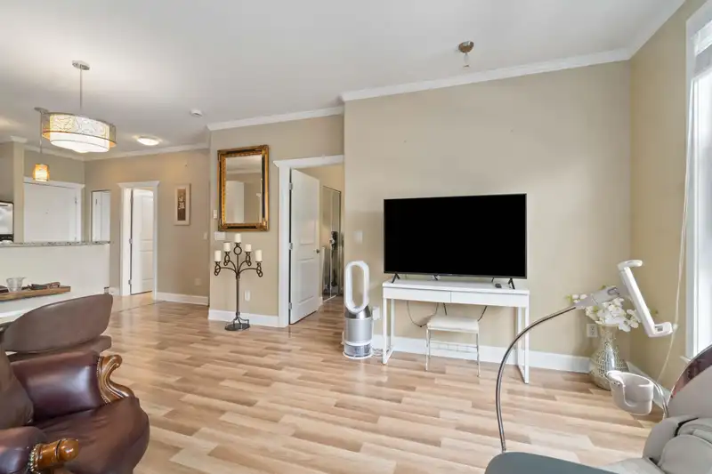 210 4600 WESTWATER DRIVE - photo 3 of 32