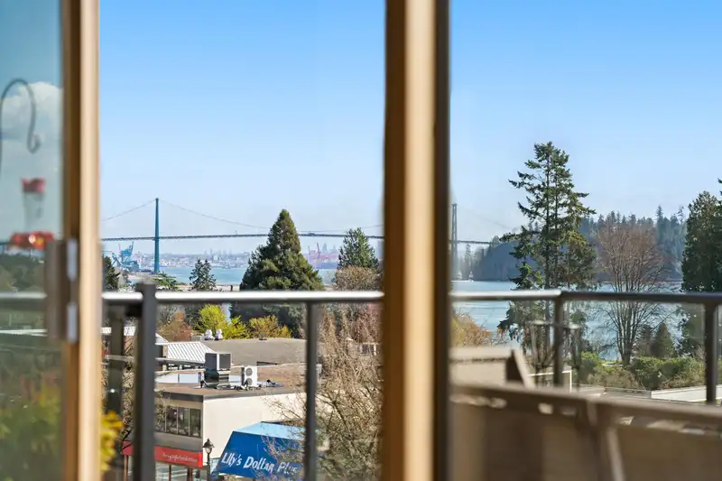 401 1765 MARINE DRIVE - photo 3 of 20