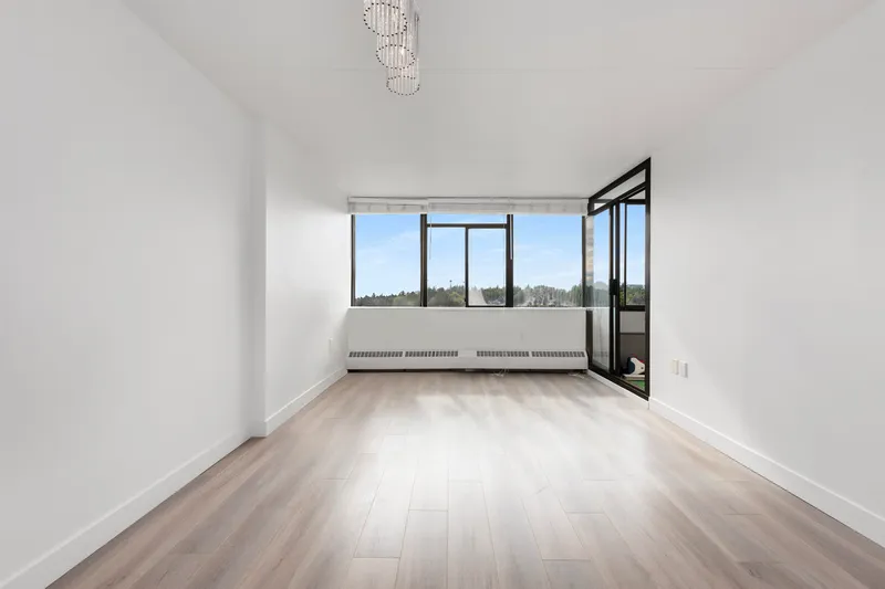 808 6651 MINORU BOULEVARD - photo 3 of 25