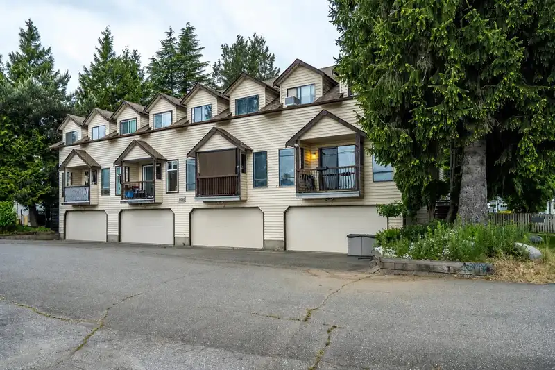1 11869 223RD STREET - photo 1 of 33