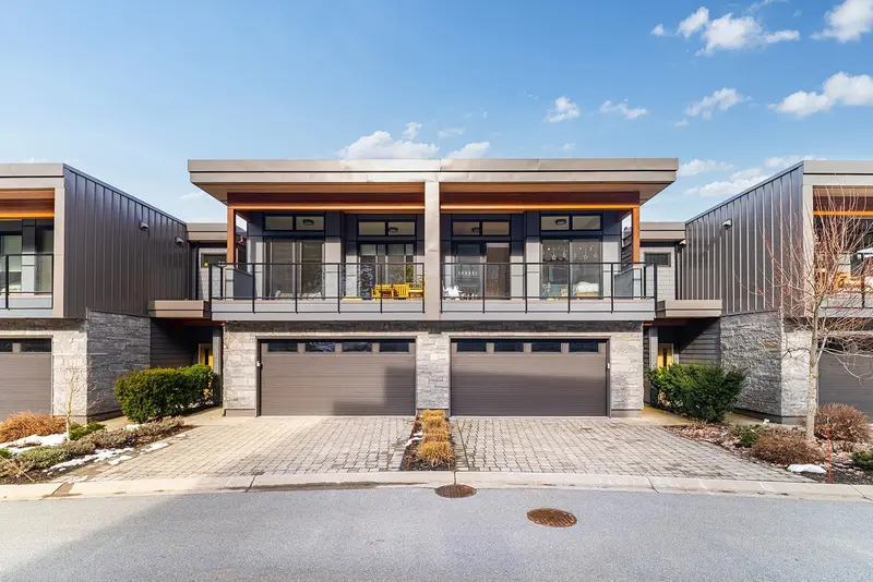 21 1350 CLOUDBURST DRIVE - photo 2 of 25