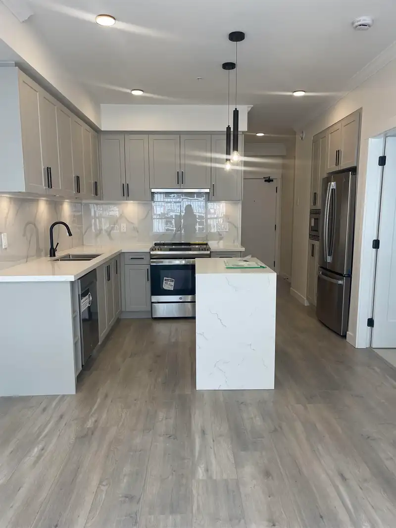 228 12109 223 STREET - photo 3 of 20