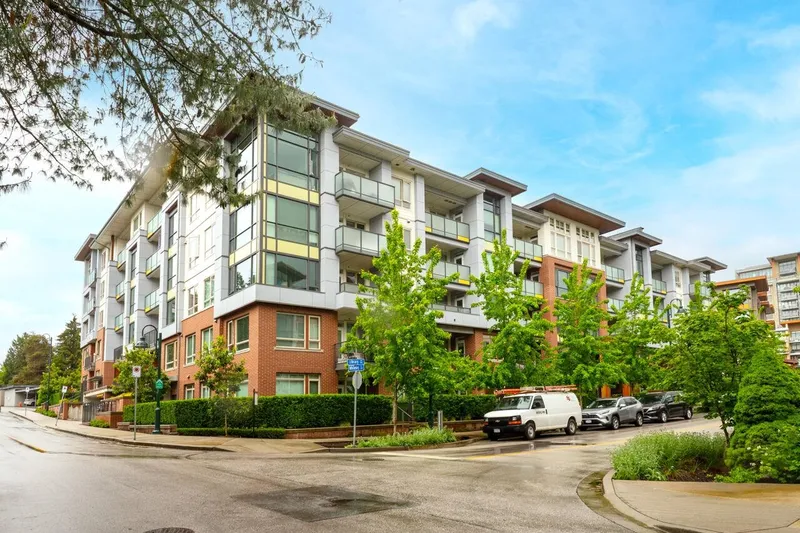 214 2651 LIBRARY LANE - photo 2 of 25