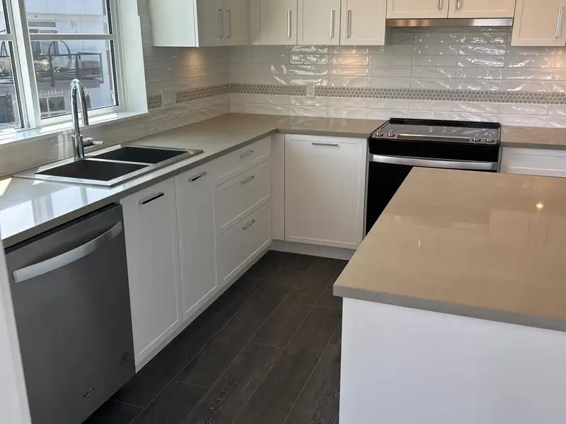 B218 20834 80 AVENUE - photo 1 of 16