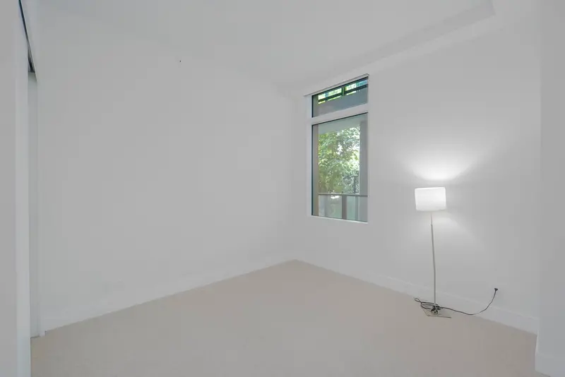 406 6687 NELSON AVENUE - photo 3 of 11