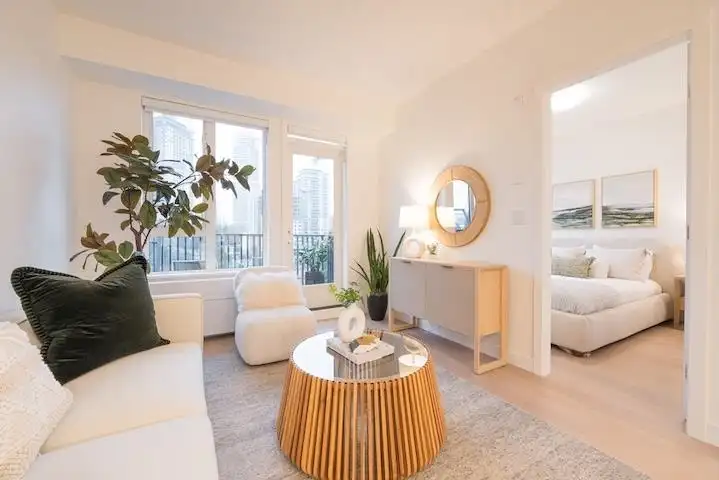 203 585 KEMSLEY AVENUE - photo 1 of 24