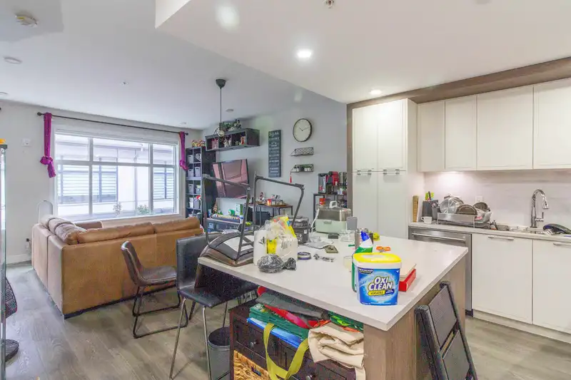 6 8447 115 STREET - photo 3 of 18
