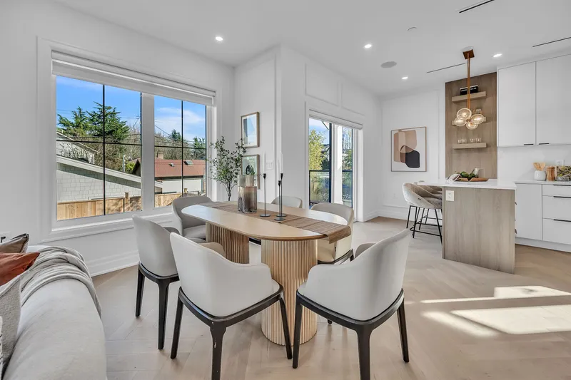 3526 E LAKEWOOD STREET - photo 4 of 25