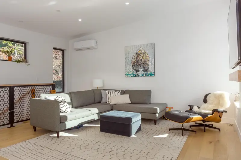 2193 CRUMPIT WOODS DRIVE - photo 2 of 25