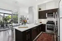 304 2108 W 12TH AVENUE - thumbnail 2
