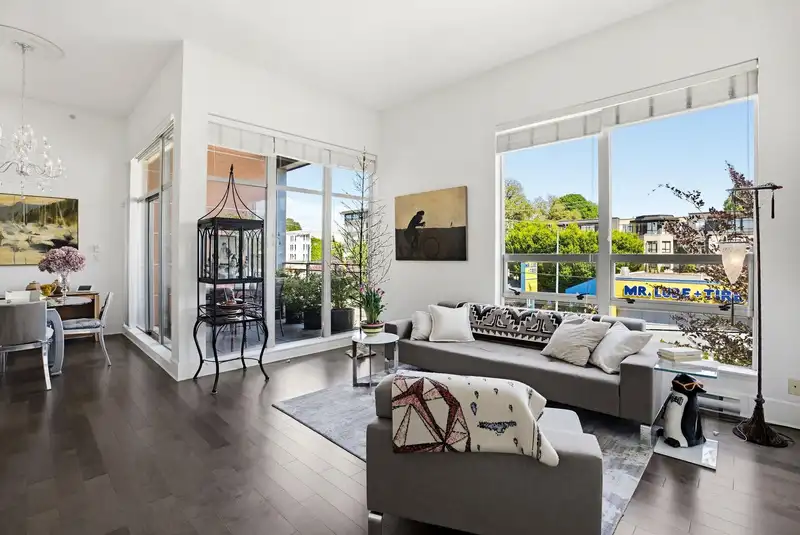 304 2108 W 12TH AVENUE - photo 4 of 33