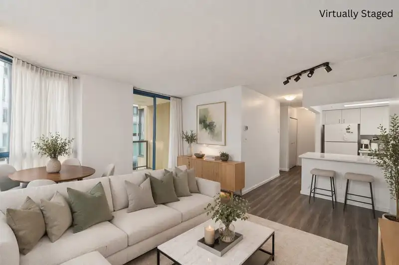 603 828 AGNES STREET - photo 2 of 40