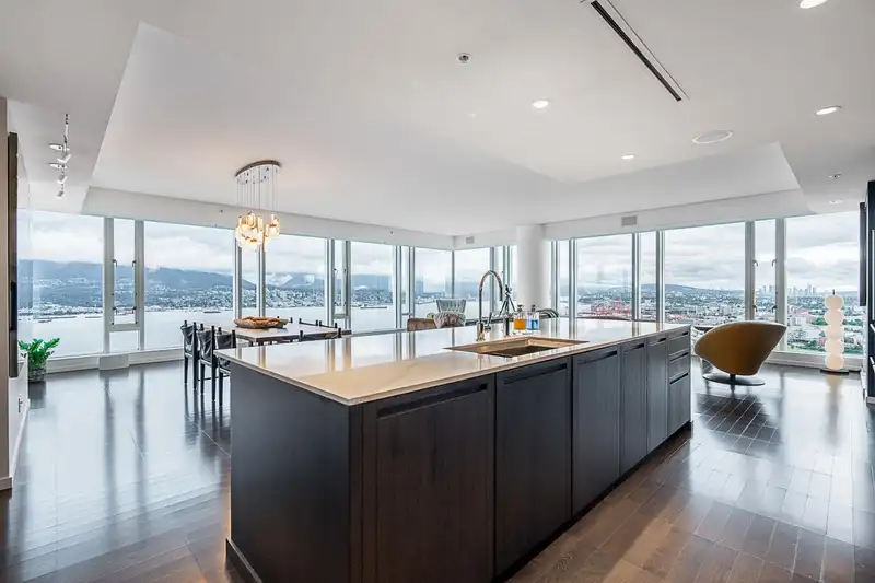 4101 1011 W  CORDOVA STREET - photo 3 of 40