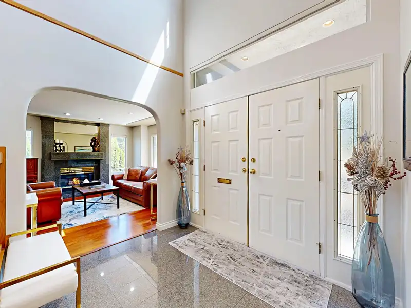 4093 NITHSDALE STREET - photo 3 of 34