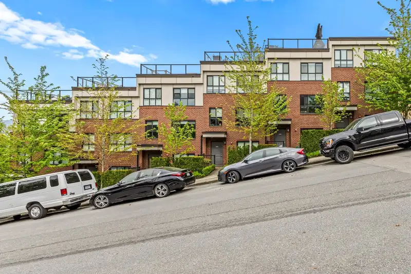 2238 ALDER STREET - photo 2 of 24