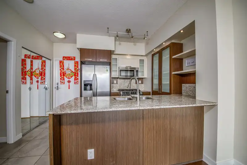 2903 2980 ATLANTIC AVENUE - photo 1 of 7