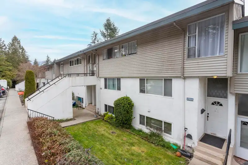 1920 HIGHVIEW PLACE - photo 1 of 12