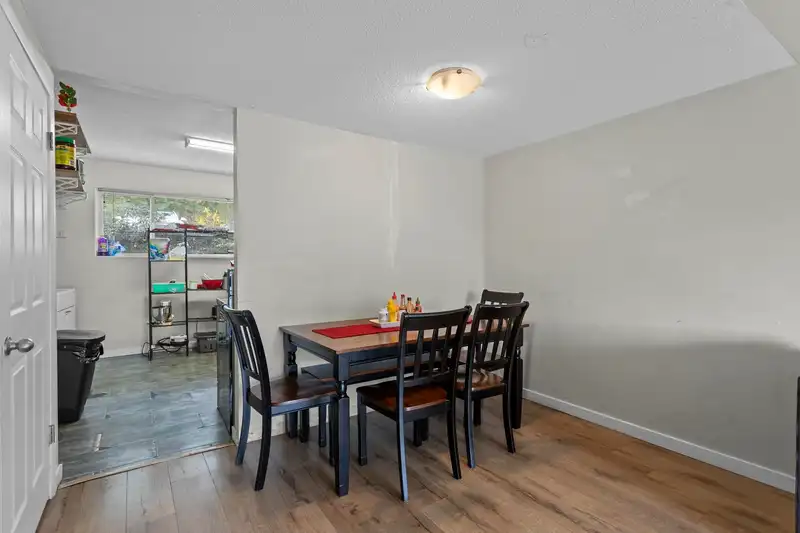 1920 HIGHVIEW PLACE - photo 4 of 12