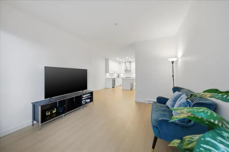 303 7799 17TH STREET - photo 4 of 25