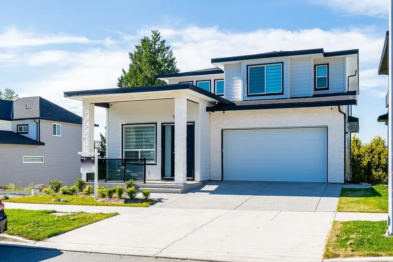 13955 60  A AVENUE - photo 1 of 23