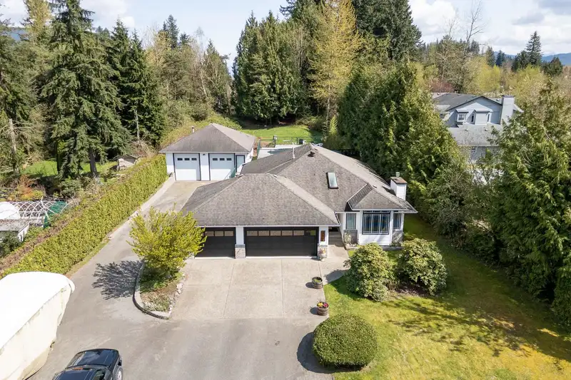 8572 BANNISTER DRIVE - photo 1 of 39
