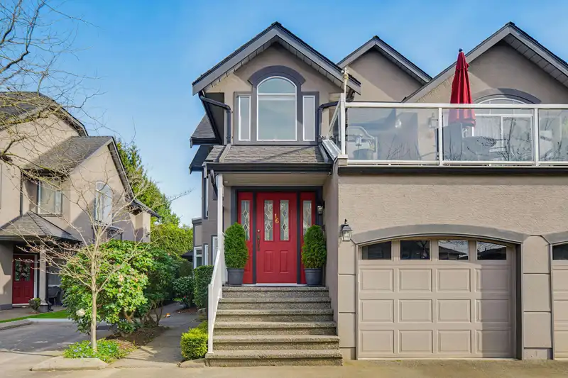 16 4740 221 STREET - photo 2 of 40
