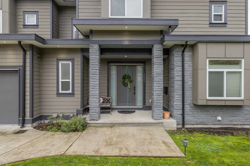 1025 RANCH PARK WAY - photo 2 of 25