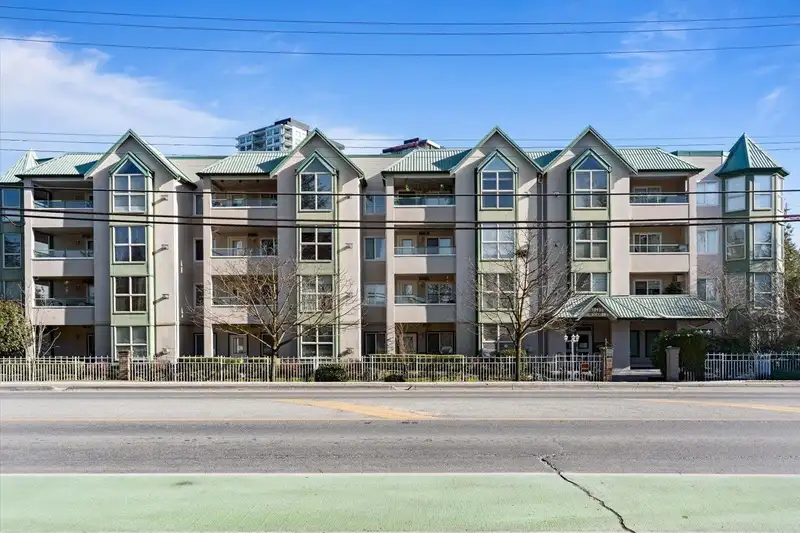 309 10128 132 STREET - photo 3 of 31