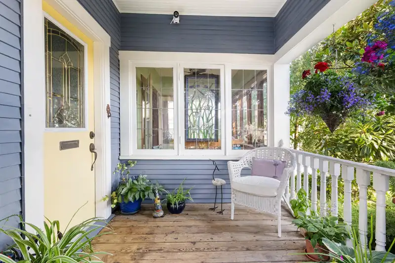 207 EIGHTH STREET - photo 2 of 38