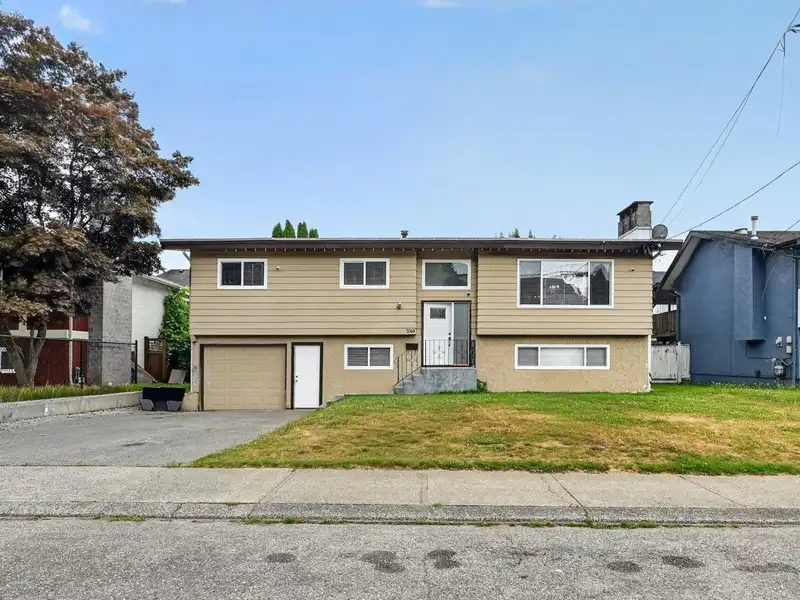 2068 RIDGEWAY STREET - photo 1 of 26