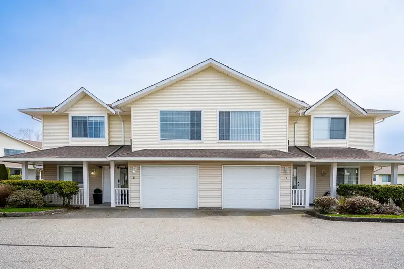 11 31255 UPPER MACLURE ROAD - photo 1 of 25