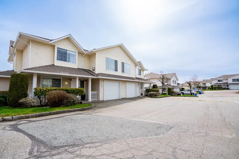 11 31255 UPPER MACLURE ROAD - photo 2 of 25