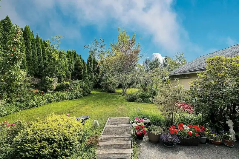 11700 BLUNDELL ROAD - photo 1 of 40